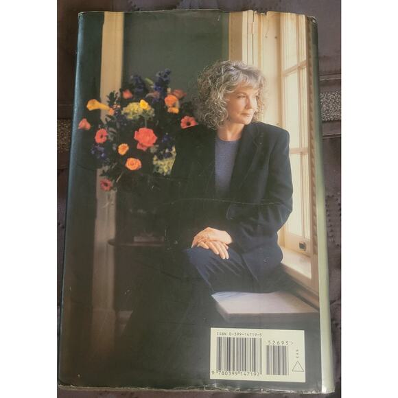 Kinsey Millhone Alphabet Series: P Is for Peril by Sue Grafton Hardcover GUC - Picture 2 of 2